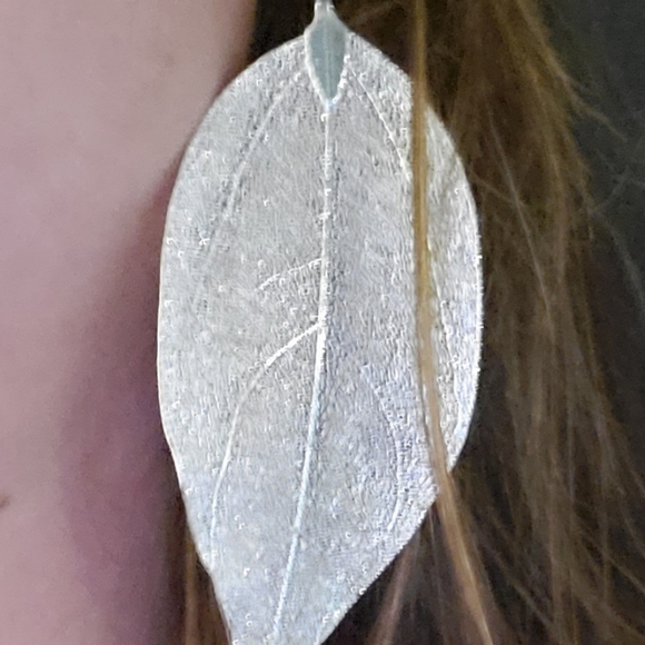 Filagree leaf earring silver - Picture 2 of 4